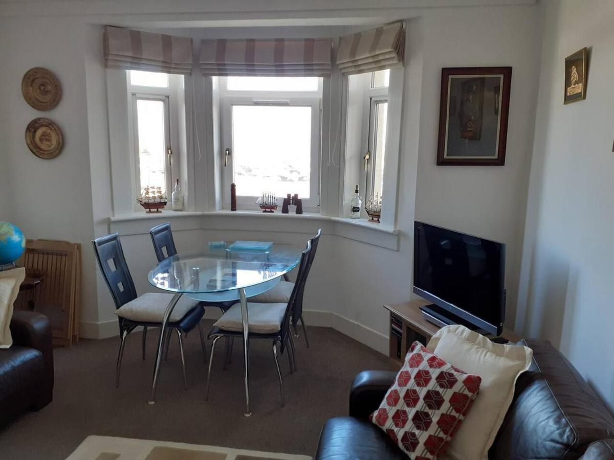 טרון Marina View Lovely Upper 3 Bedroom Apartment מראה חיצוני תמונה
